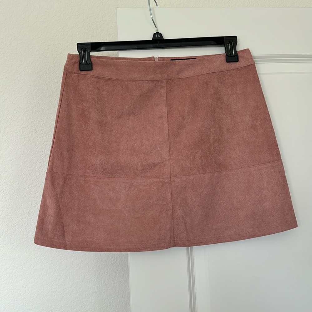 Lulus pink skirt